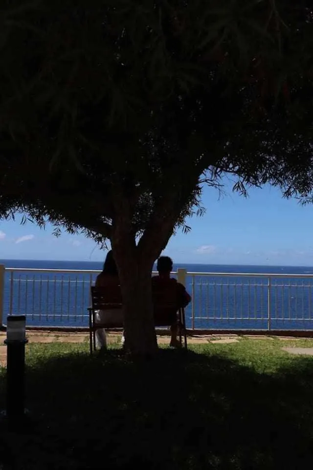 Cliff View III - Sea View + Pool + Wifi Apartment Funchal